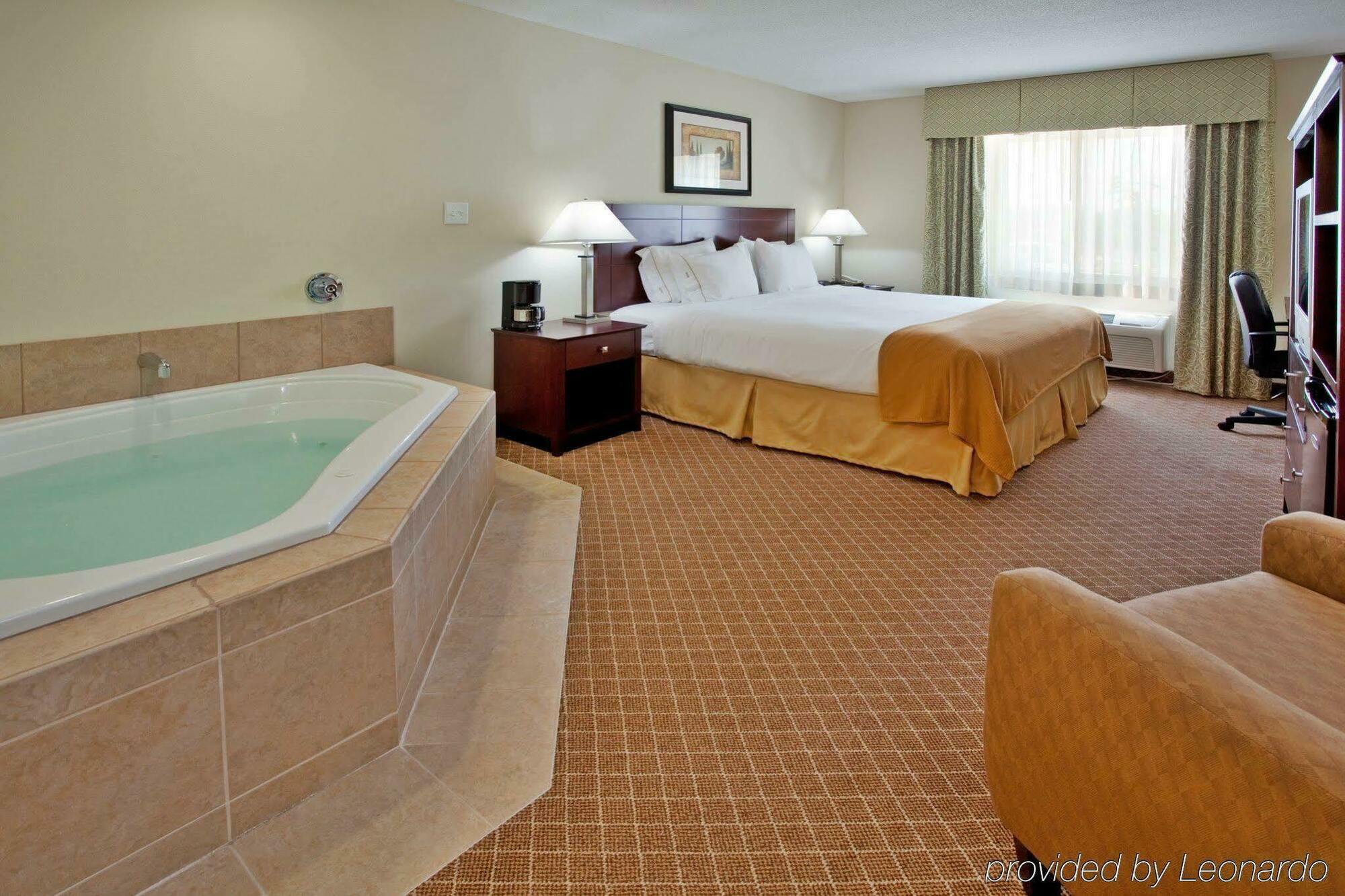 Holiday Inn Express Warrenton By Ihg Cameră foto